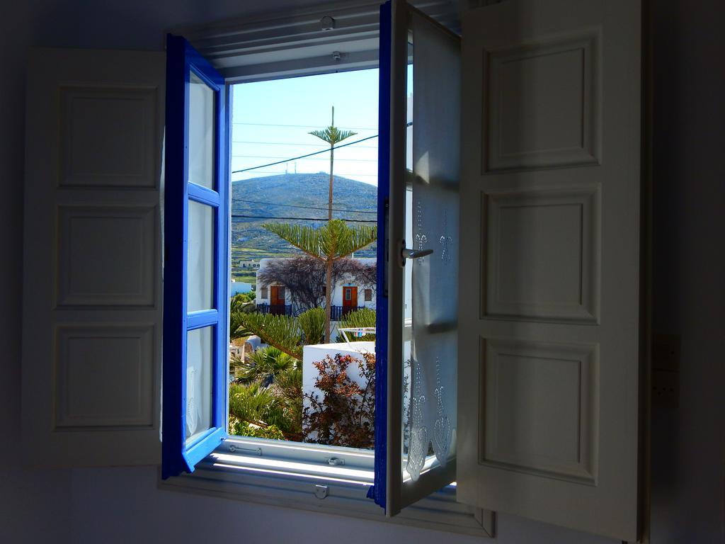 Evgenia Rooms And Apartments Folégandros Eksteriør bilde