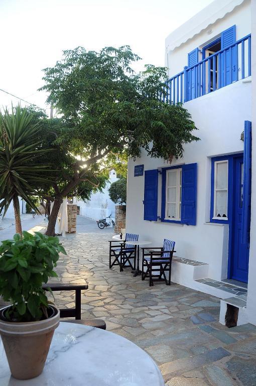 Evgenia Rooms And Apartments Folégandros Eksteriør bilde