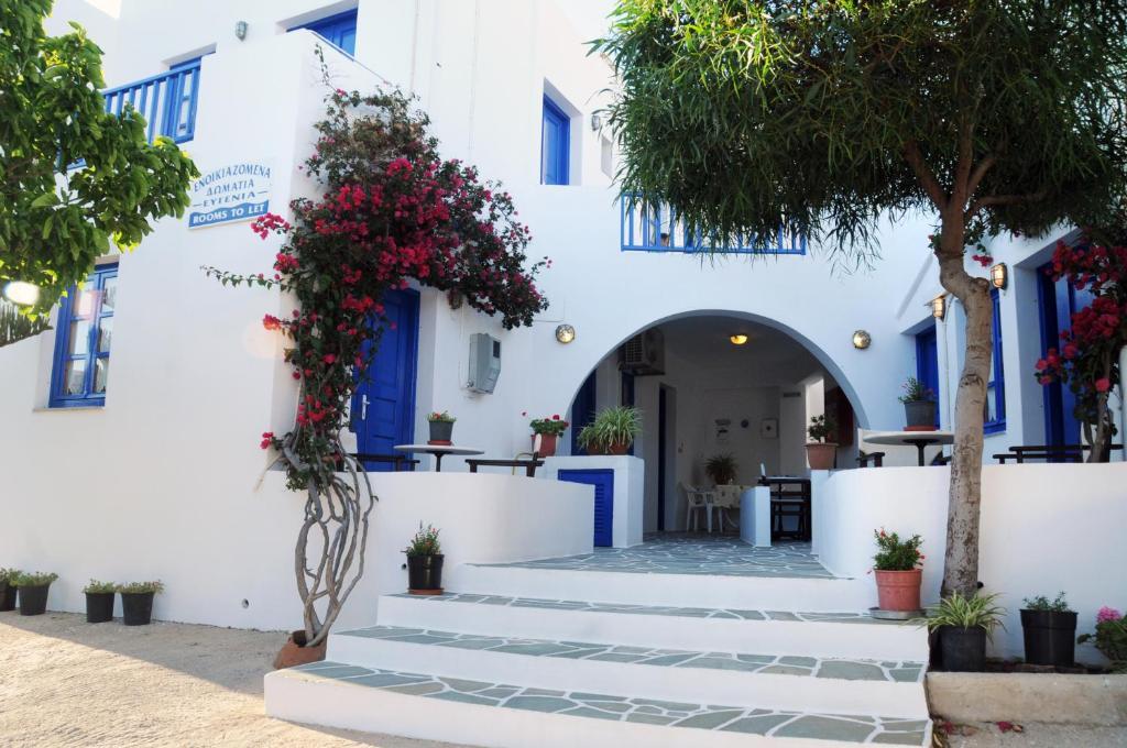 Evgenia Rooms And Apartments Folégandros Rom bilde