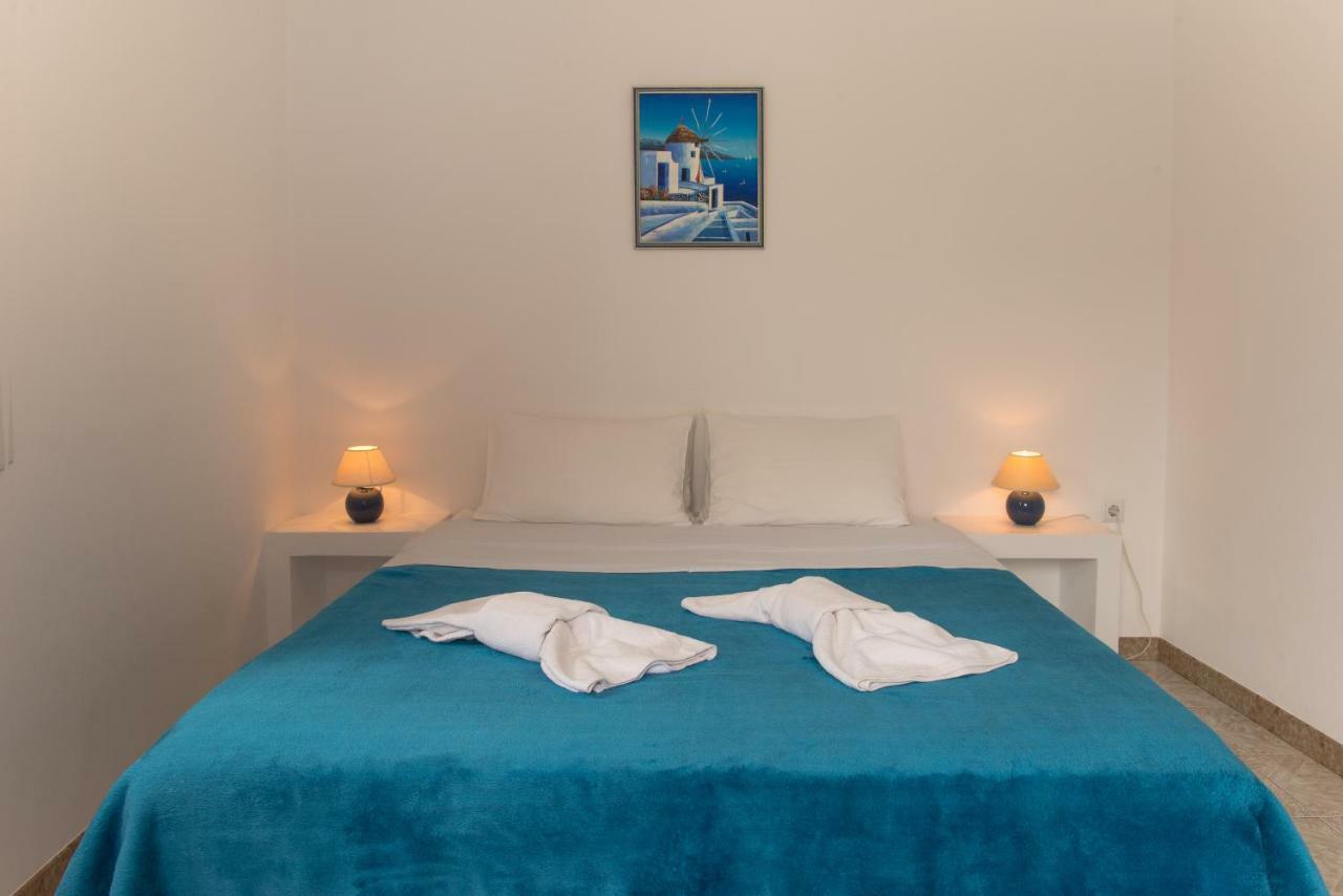 Evgenia Rooms And Apartments Folégandros Eksteriør bilde